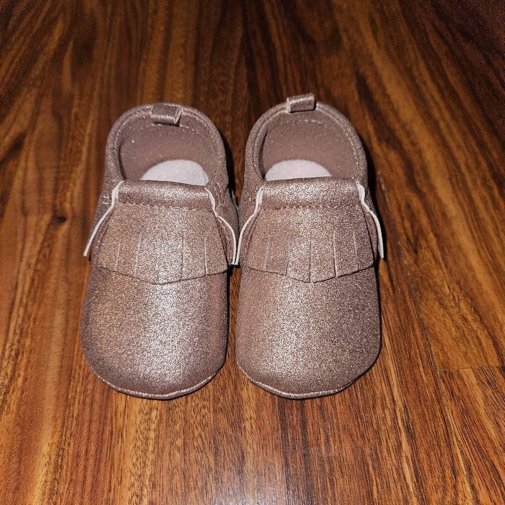 5 For $25 Baby Pink Shimmery Rose Faux Leather Slip On Moccasins Size 3-6M